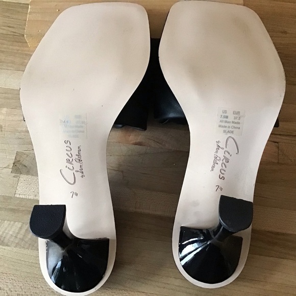 Circus by Sam Edelman
Slade Slide Sandals size 7.5 Black NIB - Picture 8 of 8